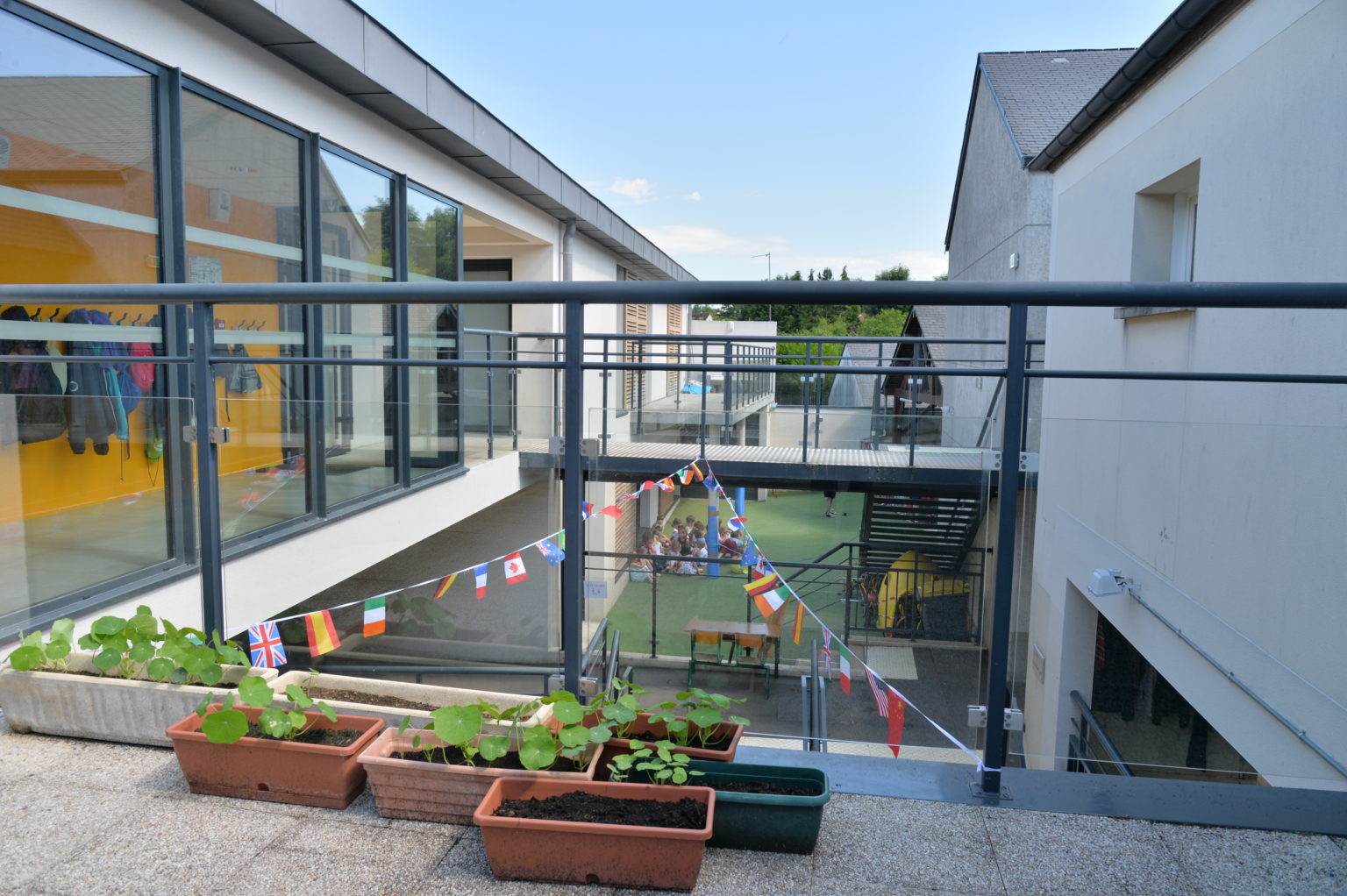 Visitez l'école Sainte Jeanne d'Arc! Ecole Sainte Jeanne d'Arc